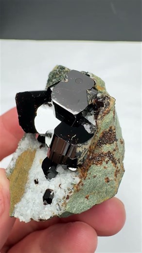 Vesuvianite with Albite – Pakistan | Fine Art Minerals | Vesuvianite |