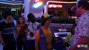 1.6M views · 140K reactions | DECLARAMOS ESTE DÍA, COMO UN DÍA LLENO DE BLOOPERS. (Este es el primero del #StrangerThingsDay) | Stranger Things | Facebook