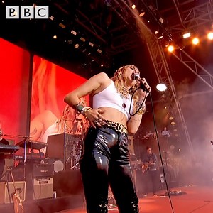 13M views · 55K reactions | She came, she saw, she conquered ✊ Miley Cyrus blew everyone away with her high-energy Pyramid Stage set. #Glastonbury2019 | BBC Radio 1 | Facebook