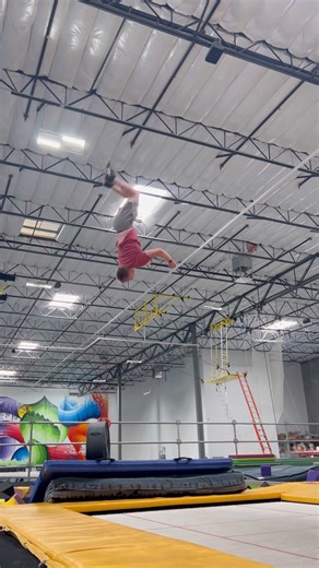 TRIPLE FRONTFLIP HALF TRAMPOLINE Dismount Gymnast Training Circus Fitness