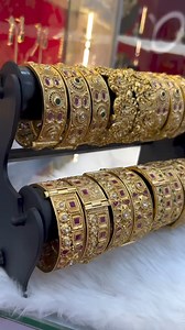 2K views · 24 reactions | Most designer Bangles:- 9316331344 ( Shipping worldwide cod all India ) Addresses;- fashion mantra surat ( Behind ins Hospital) #bangles #jewelry #jewellery #jewels #wholesalejewelry #surat #foryou #fashion #newcollection #weddingdress #diamond #goldplated #goldplatedjewelry #goldjewellery #silver #silverjewelry #uk #usa #dubai #bangkok #banglore #thailand #soudiarabia #fashion #fashionmantra | Fashion Mantra | Facebook