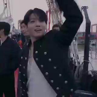 A NORMAL day in this fandom 😭🤧