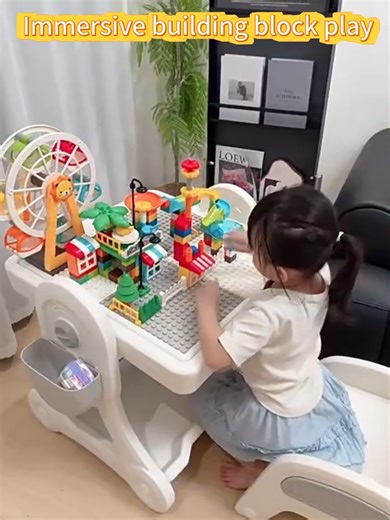 This multi-functional building block table is very easy to install, has almost no unpleasant smell, and the overall workmanship is smooth and fine. It can unlock various ways to play and children love it very much.#playtogethervng#ToysPH #PlaytimeFun #blocks table set