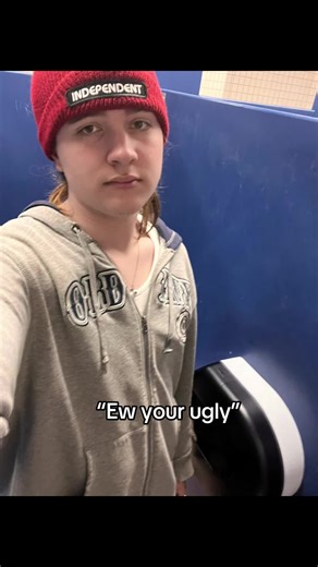 Exploring the Trend of Colored Contacts in Fashion