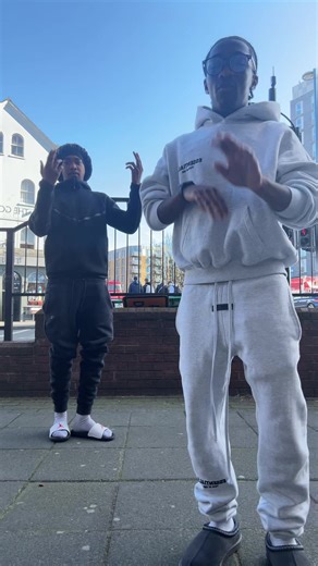 #fyp #fyp #yxzbca #tiktokdances #duo