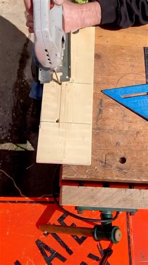 Jigsaw Freehand Straight Line Cut- Square- Demo- #woodworking #wood