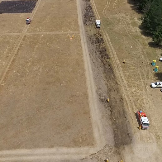 112K views · 849 reactions | Understanding how bushfires work is important. We spoke to our bushfire expert Dr Justin Leonard to uncover some of the biggest myths and misconceptions about bushfires.  https://blog.csiro.au/extinguishing-bushfire-myths-and-misconceptions/ | CSIRO | Facebook