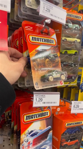 Ryan 🏴‍☠️ on Instagram: "Matchbox has been stepping up their mainline game recently 🔥🔥 #matchbox#matchboxindonesia#matchboxcars#matchboxcollector#matchboxdiecast"