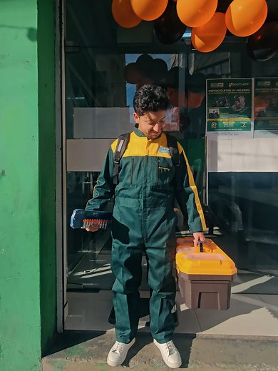 Obtén tu Paquete al Contado en el Instituto Simón Bolívar