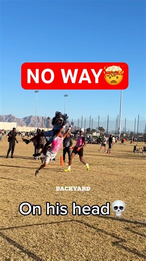 What’s your favorite color? BLURRR😂 #blur #touchdown #footballshorts #footballskills #viralvideo