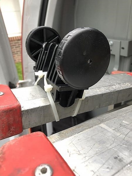 Attaching Ladder Roller to Little giant\/Multi function ladders