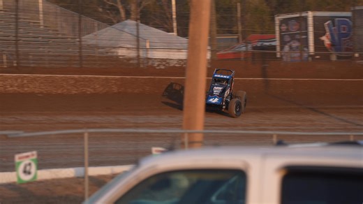 Sprint Cars aren’t done at Volusia Speedway Park just yet! The USAC National Sprint Cars hit the track tonight and tomorrow to go gator hunting on DIRTVision 🐊 | World of Outlaws Sprint Car Series