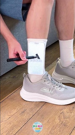 TURN PLAIN SOCKS INTO DESIGNER ONES IN 1 MINUTE! 🧦✨