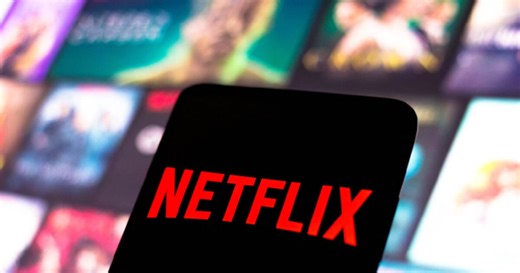 Les fans de science-fiction n'attendaient que ça : cette BD au carton mondial débarque enfin en série, et c'est le réalisateur star de Netflix qui s'en charge