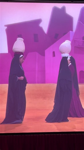 Drama 1882 de Wael Shawky au Grand Palais ⭐️ Partez pour un voyage historique avec Wael Shawky et son film-opéra Drama 1882 ! Huit parties fascinantes retracent la révolte d’Ahmed Urabi contre la domination coloniale et vous entraînent dans un récit entre théâtre, opéra et cinéma. Un temps fort de la Biennale de Venise 2024, proposé cette année dans le cadre de la Saison Méditerranée 2026 @Le Grand Palais @Paris je t’aime @PARIS #waelshawky #artist #paris #cinema #visualart