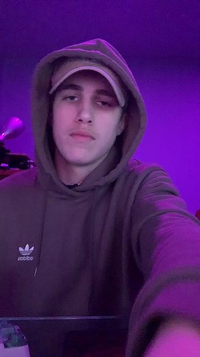 King Von Gang Signs: Understanding Gang Hand Signs