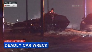 1 killed, 1 critically injured in West Lawn crash, Chicago police say