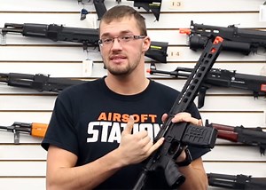 G&G GC16 Predator AEG Overview