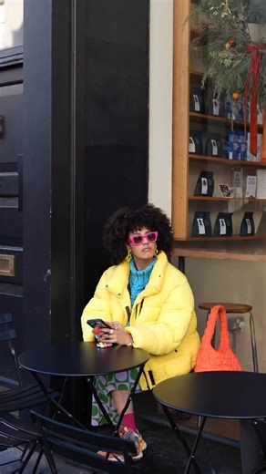 Stephanie Yeboah on Instagram: "ad • Listen, I don’t mess around when it comes to being the perfect wingwoman, okay?? With me, just know I’ll have your back 100% - by any means necessary. With @tinderuk’s Double Date feature, you can bring your bestie along to meet new people and have fun; I know that in my case, it would make me significantly less anxious knowing my mate was having fun with me. Who are you bringing? 📸 - @agatanoweta"