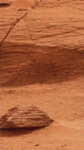 Mars Door?! What Did NASA Find 🤯