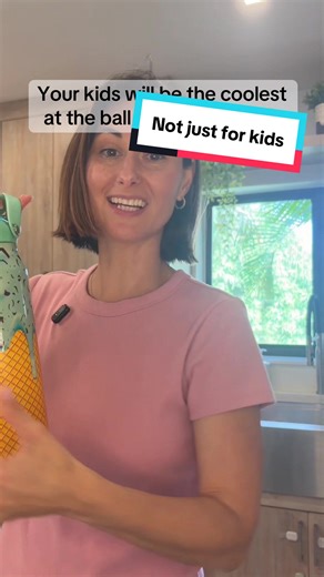 Frost Buddy knocked it out of the park with this Bottle Buddy! 🤩 The 2-in1 top is a game changer ⚾️ Plus it keeps your water ice cold for 24 hrs 🧊 @Frost Buddy #hydration #kidsessentials #baseballlife #tiktokfinds #frostbuddy