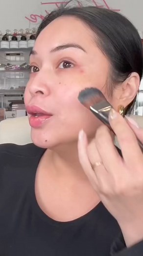 23K views · 390 reactions | Does the viral Laura Mercier foundation live up to the hype? 樂 #foundation #makeup #beauty | Missdarcei | Facebook