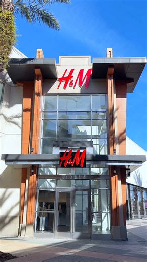 Elevated essentials for every day. ✨ Find your new go-to pieces at H&M in The Florida Mall. | The Florida Mall