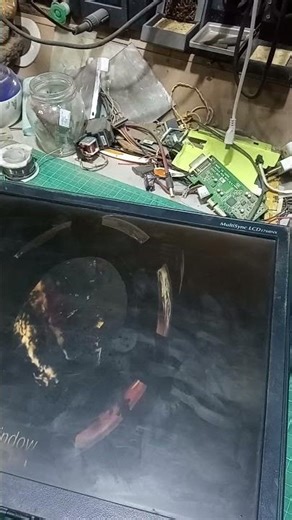 NEC Monitor 17" - No Data