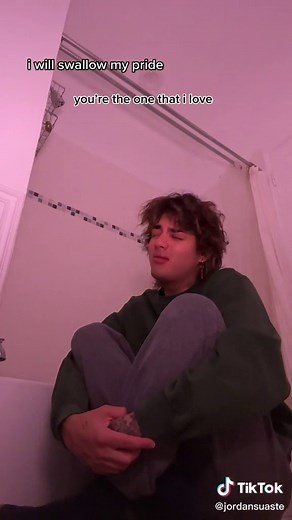 this is one of my favorite songs, so i thought i’d do a little throeback cover :’) #fyp #singing #cover #sadsong #bathroom #saysomething #throwback #yuh