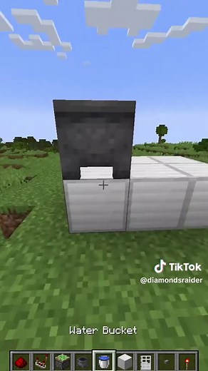 Smart Iron Door Tutorial in Minecraft