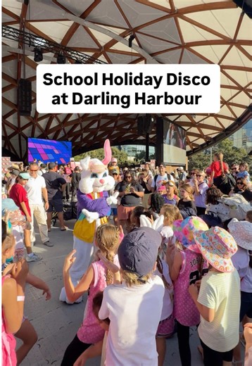 FREE fun here 👇🏻 If you’re looking for the best FREE activities for the Sydney school holidays, you need to head to @Darling Harbour The highlight of the program is the School Holiday Disco on Easter Saturday with DJs, live music, a K-Pop dance class, a tumble zone with skipping ropes, hula hoops and even a parents’ dance comp 👀 Send this to a parent looking for free school holiday activities and tee up a play date! Here’s a selection of the best activities ⤵️ 📌 School Holiday Disco, Tumbalo