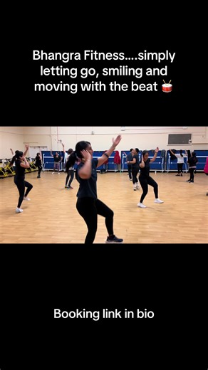 Not every Bhangra session has to be full speed — sometimes the best moves come when we relax, feel the rhythm, and enjoy the moment. 😊 inspired by @Bx Bhangra 🔥 #bhangra #fitness #fyp #happiness #dhol