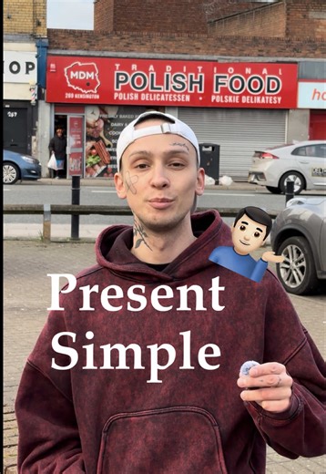 Alright kids… today’s topic is Present Simple 💁🏻‍♂️ #presentsimple #english #tenses #language #learning