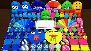 192K views · 3.2K reactions | BLUE vs RAINBOW m&m !INTERESTING WITH CLAY PIPING BAG &GLITTER!Mixing Random into GLOSSY Slime1208 | Elsa Slime | Facebook