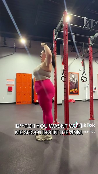 and that’s on -100lbs gone. ✨💪🏻 #transformation #beforeandafter