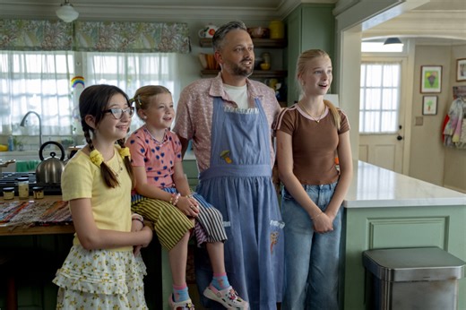 ‘The Breadwinner’ Trailer: Nate Bargatze Aims for Movie Stardom in Family Comedy With Mandy Moore