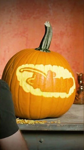 The Halloween countdown has officially begun 🎃 DisneyChannel