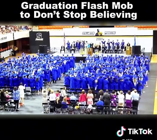 Graduation Flash Mob to Don’t Stop Believing #FlashMob #GraduationVibes #PHSGraduation #SchoolDance #DanceSurprise #PartyAtGraduation #HighSchoolMemories #ViralDance