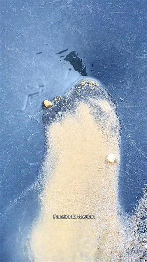 wow!! looking for gold in the mine hole #gold #puregold #goldmine #goldhunter #goldprospecting #goldprospector #goldnugget #preciousmetal | Gustian Gus Tian