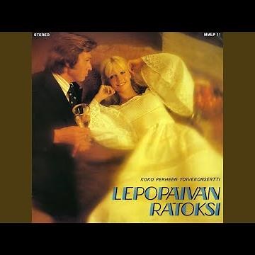 Sininen ja valkoinen