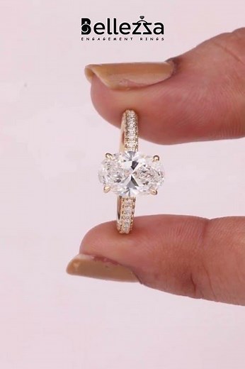 Oval Cut Three-Side Pavé Setting Engagement Ring 💍✨