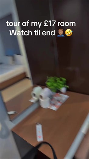 Affordable £17 Room Tour in Thailand