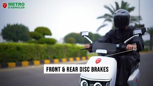 𝗠𝟲 𝗘𝗺𝗽𝗼𝘄𝗲𝗿 launched by 𝗠𝗲𝘁𝗿𝗼 𝗘-𝗩𝗲𝗵𝗶𝗰𝗹𝗲𝘀 is equipped with third generation 72V 38Ah Nano Carbon Fiber Batteries and 1490 ~ 2500 Watt Multi-mode BLDC Motor at much affordable price of Rs.245,000 giving 24-months warranty and unique features; 👉 Front Aluminum Alloy Rim. 👉 Reverse Drive Option. 👉 Side Stand Sensor. 👉 State of Charge Percentage Display. 👉 Traction Control System (TCS). 👉 Five-level Adjustable Rear Shock Absorbers. 👉 Tubeless Tires 12" - 6PR. 👉 Front & R