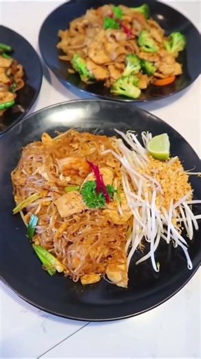 Best Pad Thai in Atlanta at Bangkok Thai