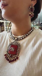 1.3K views | “Jewelry is like a biography, a story that tells the many chapters of your life.” Kundan necklace with big Ruby red stone @karigarrijewelry #necklace #kundan #ruby #red #trending #style #fashion #iambeautifulwithkarigarri #gurgaon | Karigarri Jewelry | Facebook