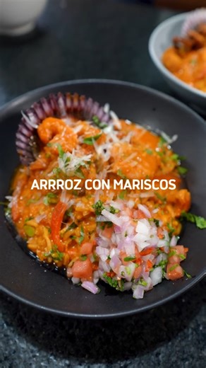 7.7K views · 182 reactions | ARROZ CON MARISCOS: ¡Una joya de la cocina marina peruana! 戀✨ . . . . . . #arrozconmariscos #comidamarina #cocinaperuana #SaborPeruano #platosperuanos #recetas #cocinacriolla #saboresdelmar #recetascaseras #hechoencasa #mariscos #CocinaDeliciosa #platoscriollos | Comida Peruana fácil y rápida | Facebook