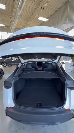 2026 Tesla Model Y Juniper Pearl White Multicoat | Trunk Space Capacity