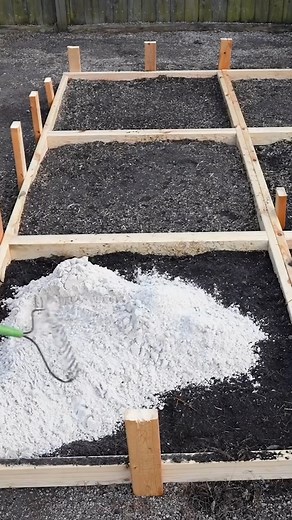 316K views · 2.2K reactions | Making Extra Large Concrete Patio #diy #HomeImprovement #diyproject #makersgonnamake #crafter #diyideas #diyhome #doityourselfhome #diycrafts #craftsupplies #makerslife #doityourselfproject #craftsman #Craftsmanship #makercommunity #maker #makersmovement | DIY Creators | Facebook