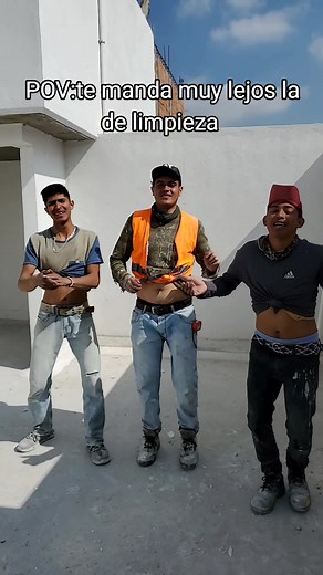 Memes de Albañiles Enamorados en la Construcción