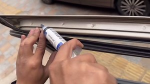 RTV Silicone Adhesive Sealant – 100% Silicone Waterproof Caulk, Strong Bond, Shrink & Crack Proof – Automotive Gaskets, Engine, Sunroof, Headlights, Windows & Home Repairs (Black, 30g/1oz)